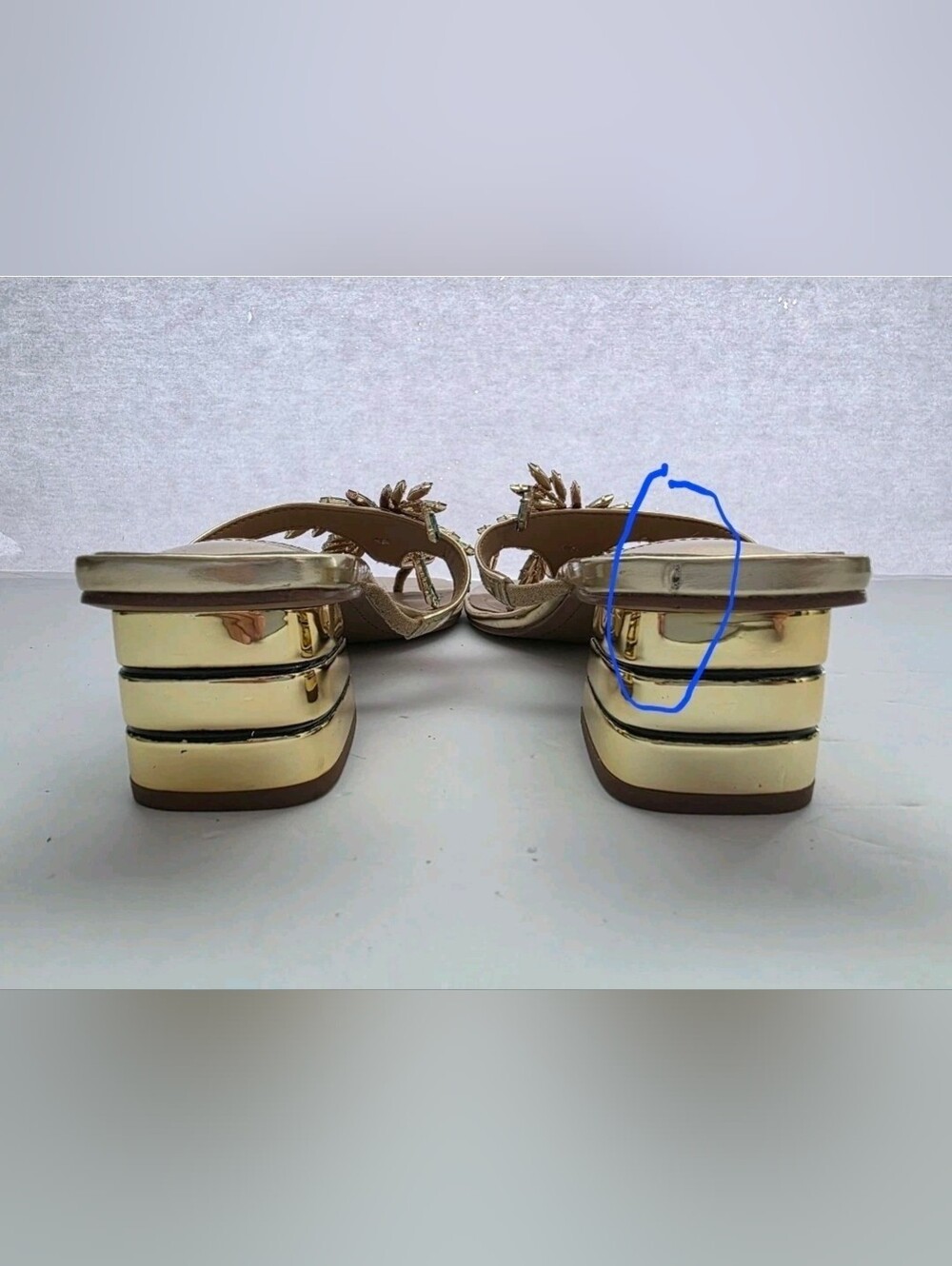 J.Renee Palmy T-Strap Sandals Metallic Gold Synthetic Upper Block-Heel Sz 8.5 M - Picture 7 of 13
